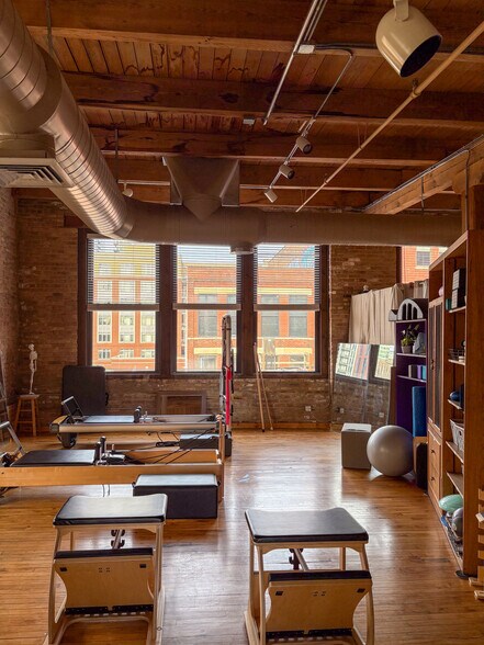 More Photos Of 661 W Lake St, Chicago Loft Creative Space For Lease