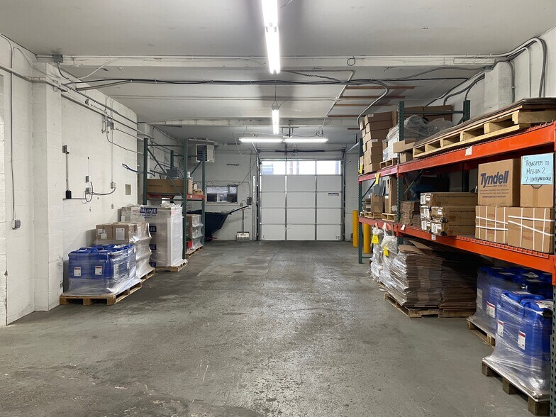 More Photos Of 4230 E Mission Ave, Spokane Warehouse For Lease