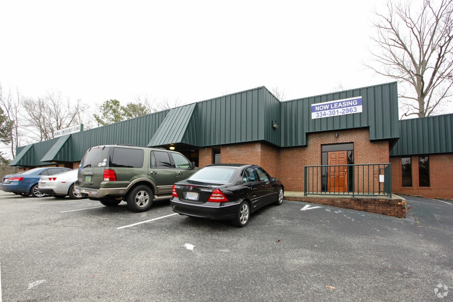 More Photos Of 1231 Perry Hill Rd, Montgomery Storefront Retail Office For Lease