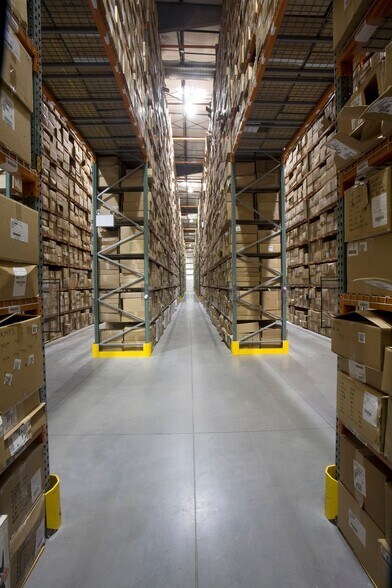 More Photos Of County Road 41, Farmington Manufacturing For Sale