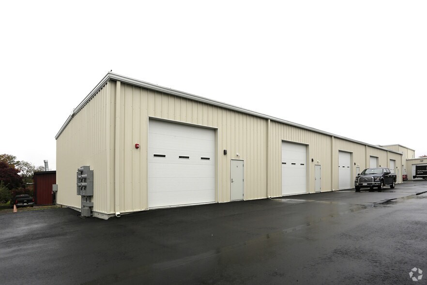 More Photos Of 55 Mitchell Rd, Ipswich Warehouse For Lease