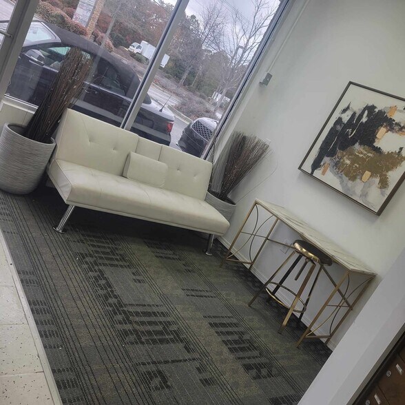 More Photos Of 1982 Main St E, Snellville Storefront For Sale