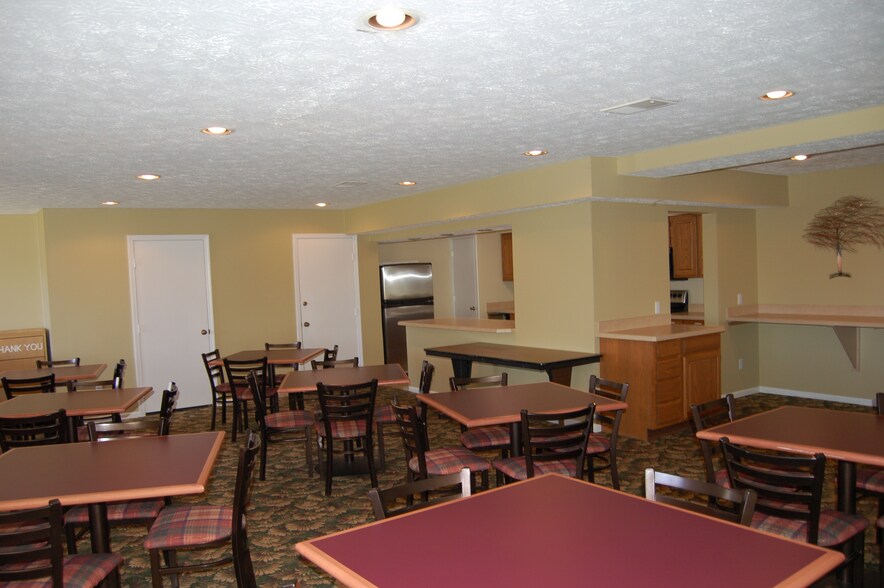 More Photos Of 1201 Carson Way, Greenwood Apartments For Lease