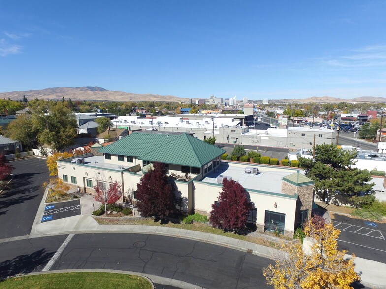 More Photos Of 35 Regency Way, Reno Medical For Lease