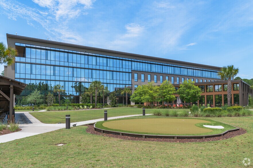 More Photos Of 65 Fairchild St, Charleston Office For Lease