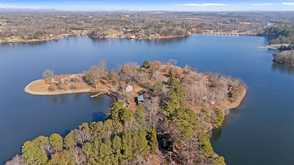 More Photos Of 6692 Valwood Rd, Conover Specialty For Sale