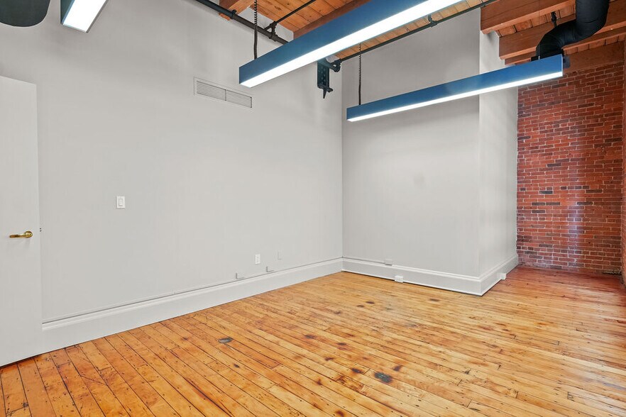 More Photos Of 55 Pine St, Providence Office For Sale