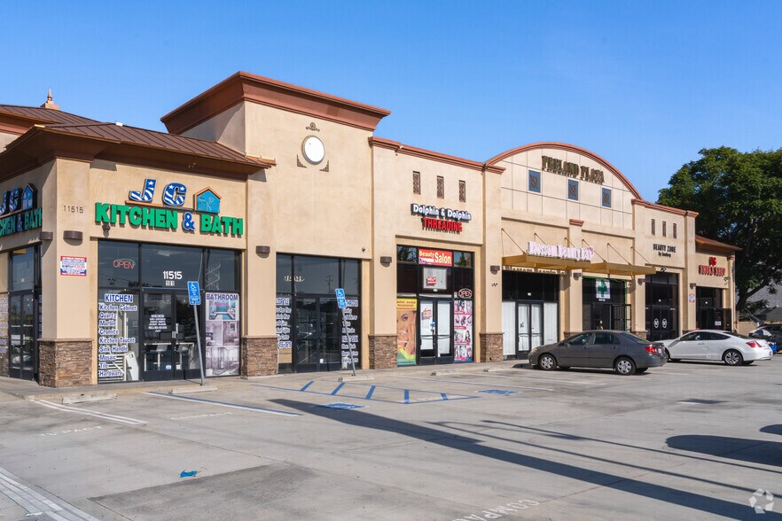 More Photos Of 11515 Slauson Ave, Whittier Unknown For Lease
