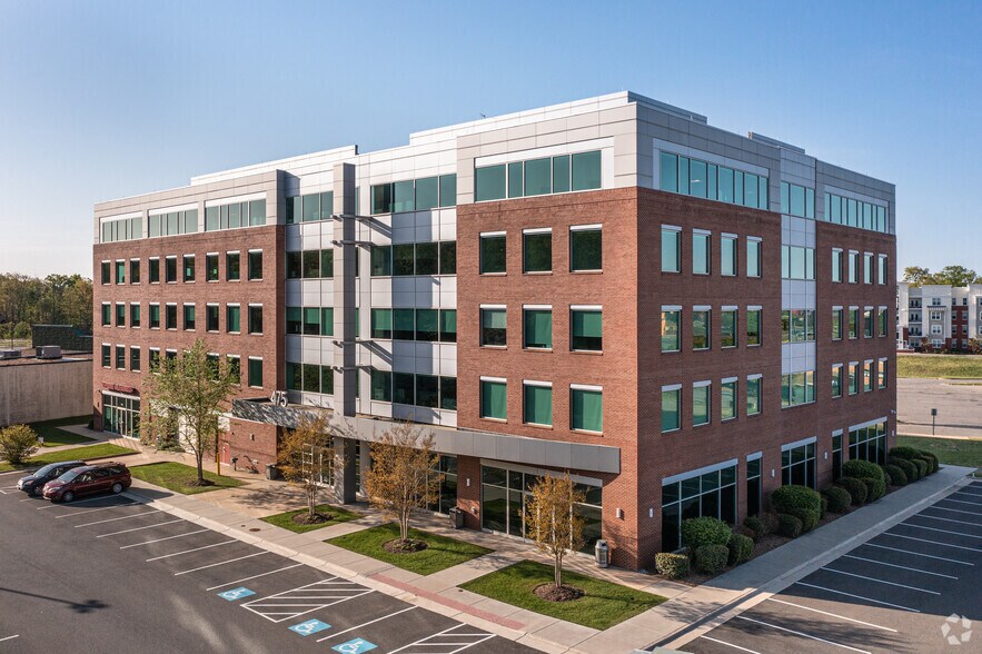 More Photos Of 475 Aquia Towne Center Dr, Stafford Office For Lease