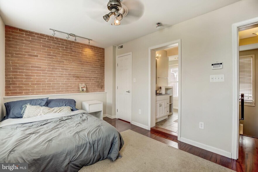 More Photos Of 1125 S Charles St, Baltimore Storefront Retail Residential For Sale