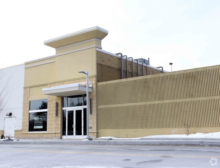 More Photos Of 600-650 Lee Blvd, Yorktown Heights Restaurant For Sale