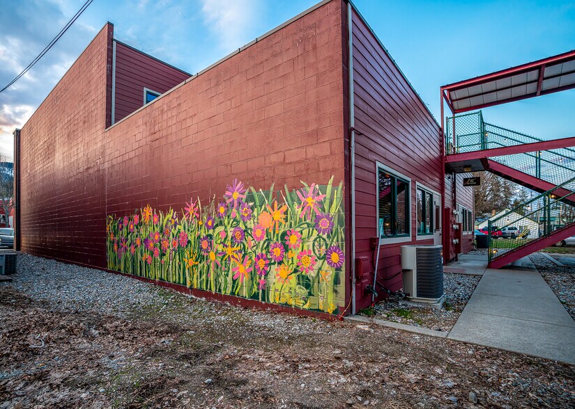 More Photos Of 8052 W Main St, Rathdrum Office Residential For Sale