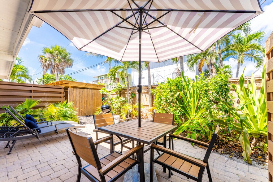 More Photos Of 1130 Gulf Blvd, Englewood Apartments For Sale