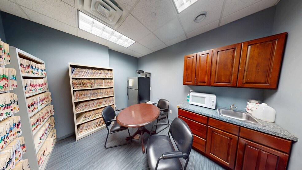 More Photos Of 2569 Ocean Ave, Brooklyn Office For Sale