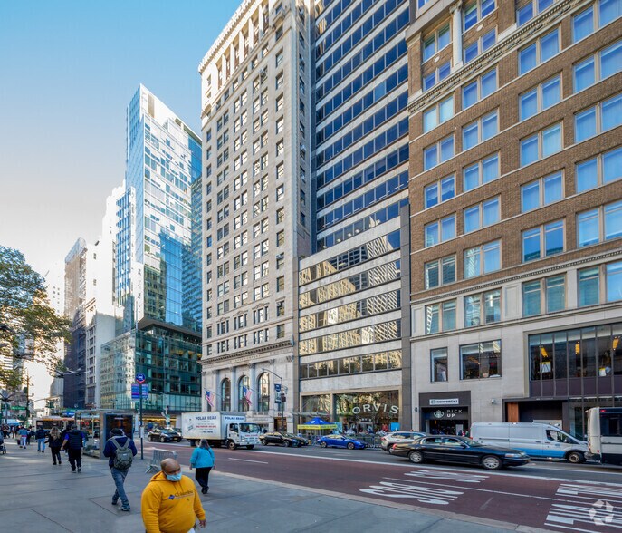 More Photos Of 489 Fifth Ave, New York Office For Lease