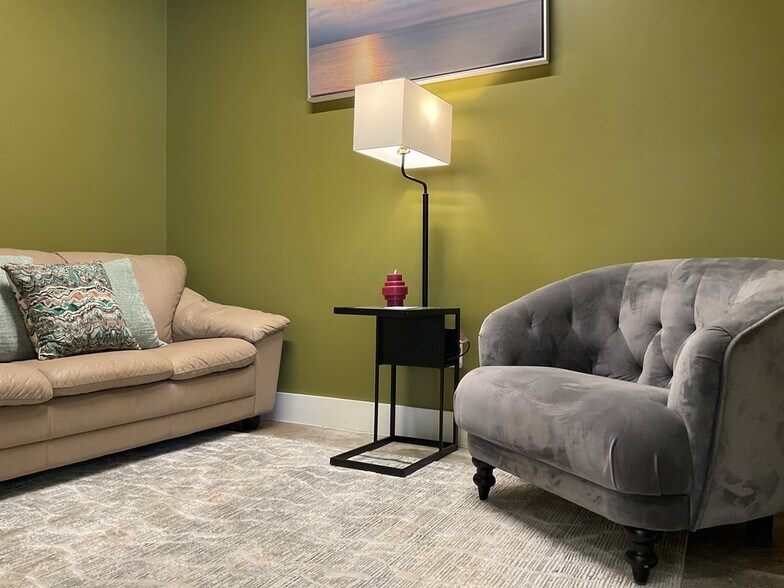 More Photos Of 565 Northside Dr, Atlanta Coworking Space