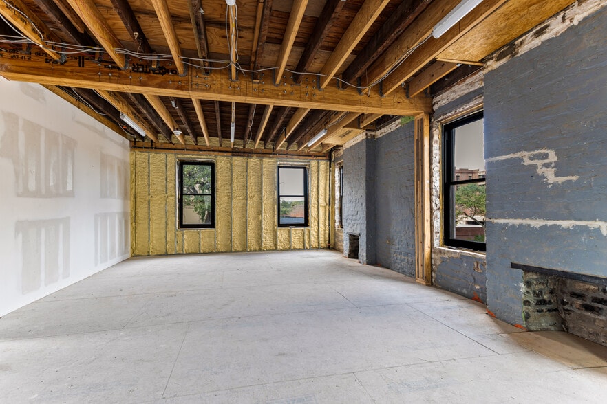 More Photos Of 30-32 Martin Luther King Jr Blvd, Savannah Restaurant For Lease