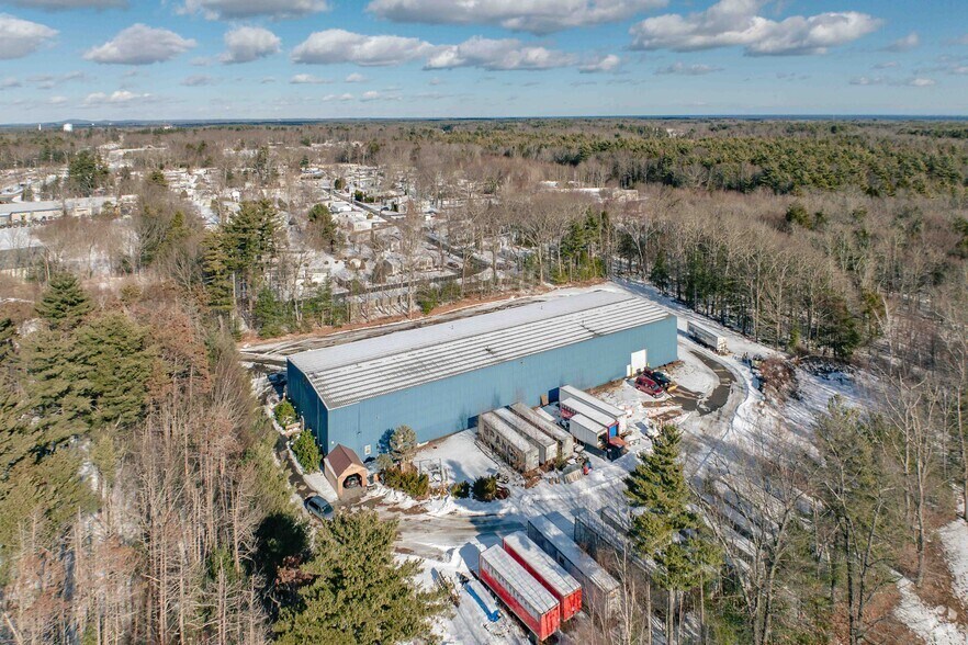 More Photos Of 185 Lafayette Rd, North Hampton Warehouse For Lease