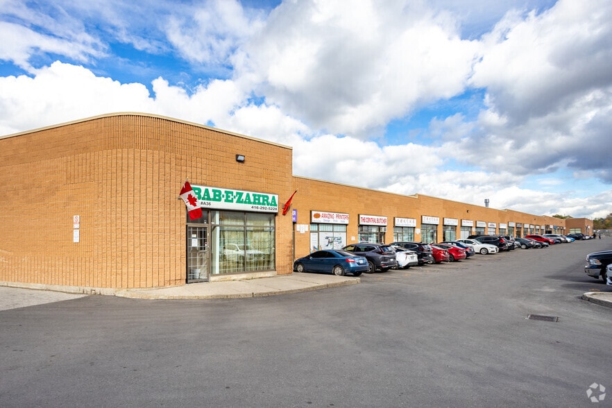 More Photos Of 2370 Midland Ave, Toronto Warehouse For Sale