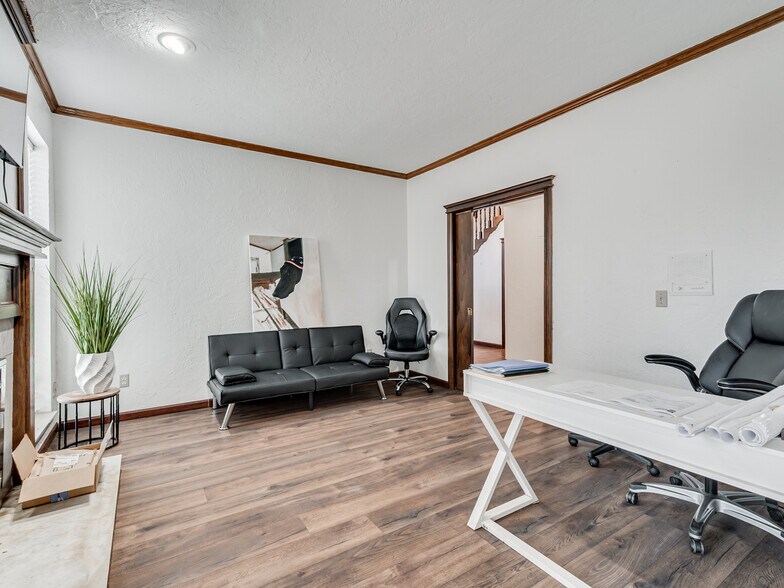 More Photos Of 3595 E State Highway 9, Norman Industrial For Sale