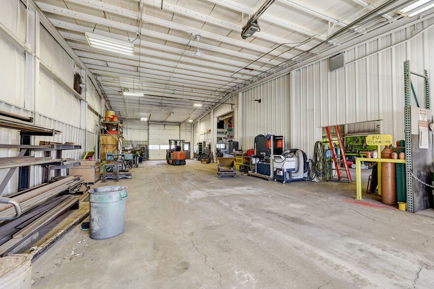 More Photos Of 201 Grell Ln, Johnson Creek Manufacturing For Sale