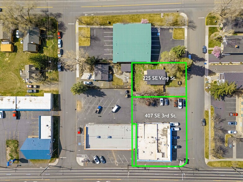 More Photos Of , Bend General Retail For Sale