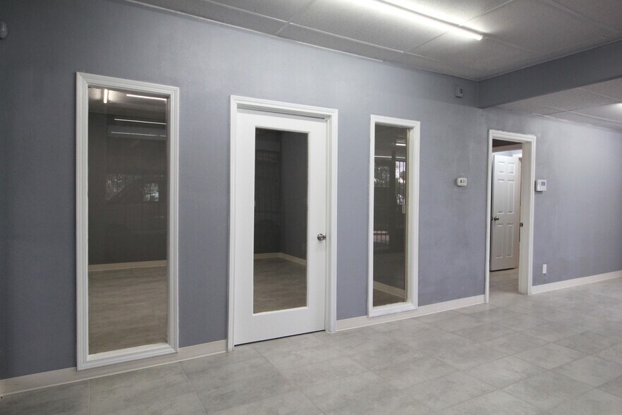 More Photos Of 8257 Gulf Fwy, Houston Auto Repair For Lease