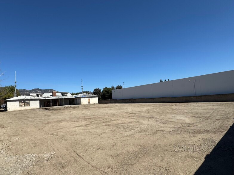 Primary Photo Of 13241 Bradley Ave, Sylmar Warehouse For Lease