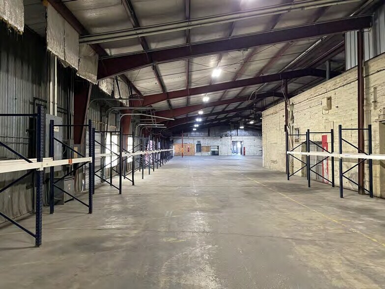 More Photos Of 4177 N Illinois Route 251, Mendota Industrial For Lease