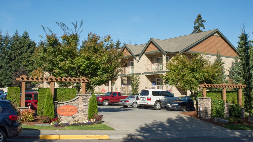 Primary Photo Of 7206-7208 NE 182nd St, Kenmore Apartments For Sale