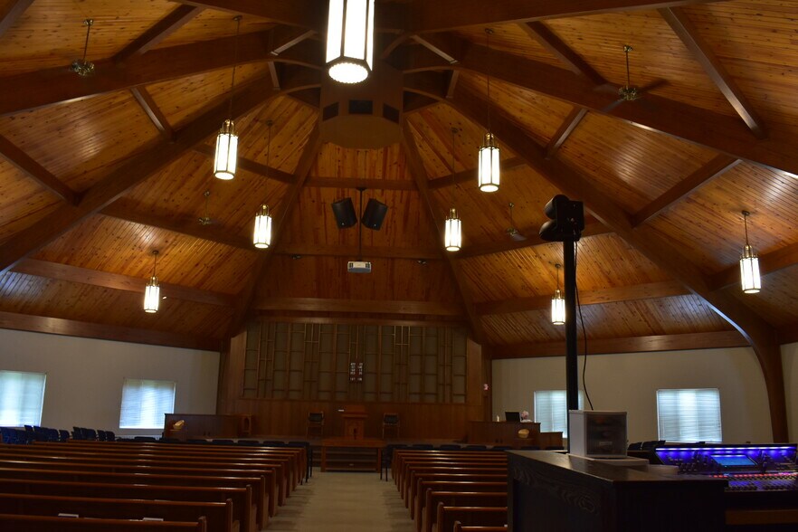 1675 Baldwin St, Township, MI 49428 Religious Facility For