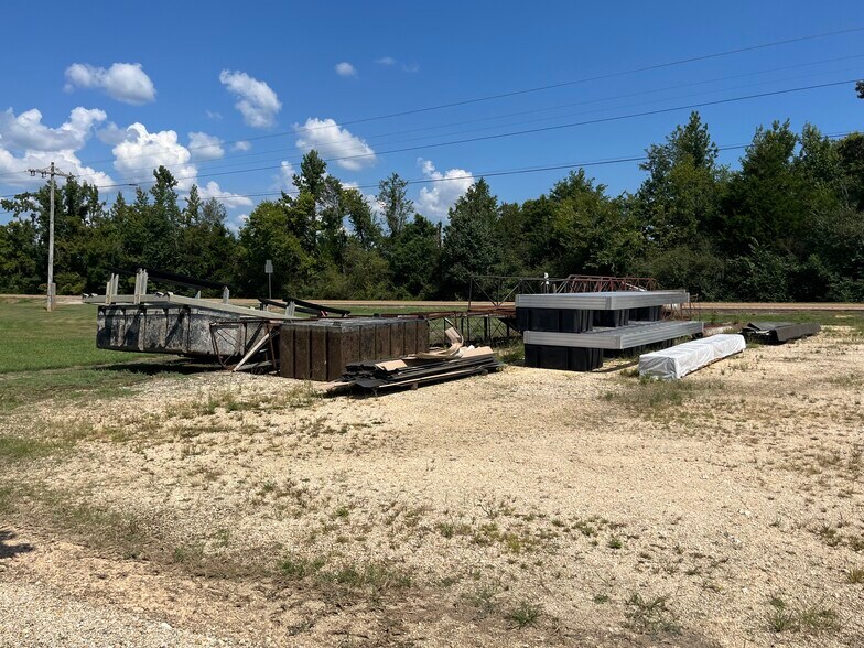 More Photos Of 1640 TN-57 Hwy, Michie Industrial For Sale