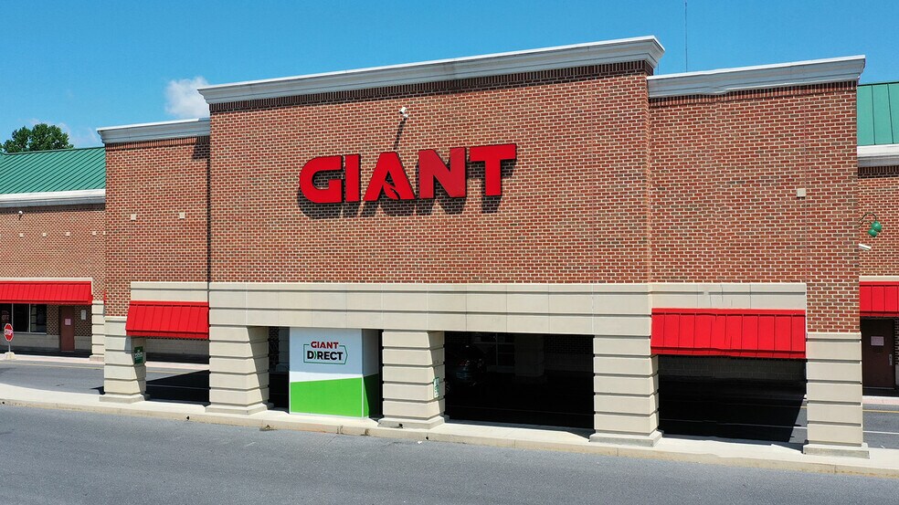 Primary Photo Of 2300 Linglestown Rd, Harrisburg Unknown For Lease