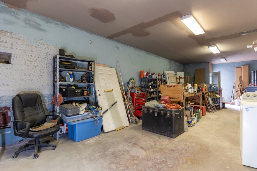 More Photos Of 108 W Main St, Casa Grande Freestanding For Sale