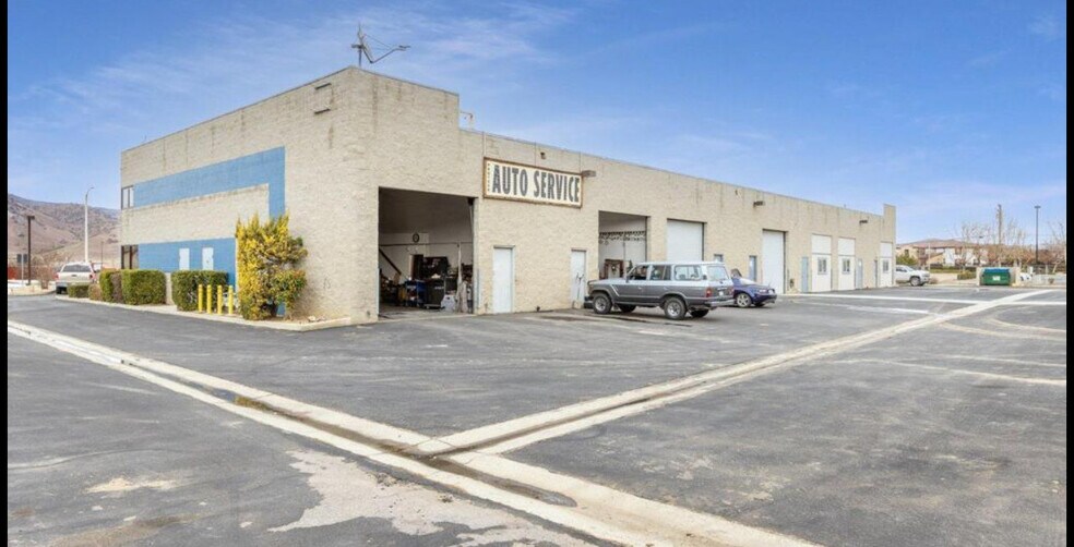 More Photos Of 410 W J St, Tehachapi Light Manufacturing For Sale