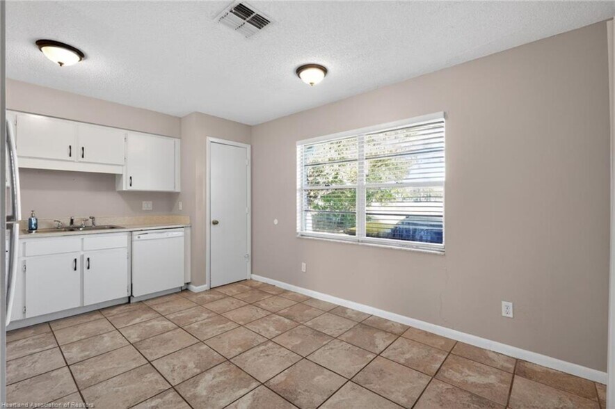 More Photos Of 6213 Candler Ter, Sebring Apartments For Sale