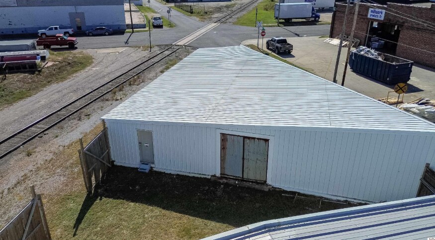More Photos Of 938 Madison St, Paducah Industrial For Sale