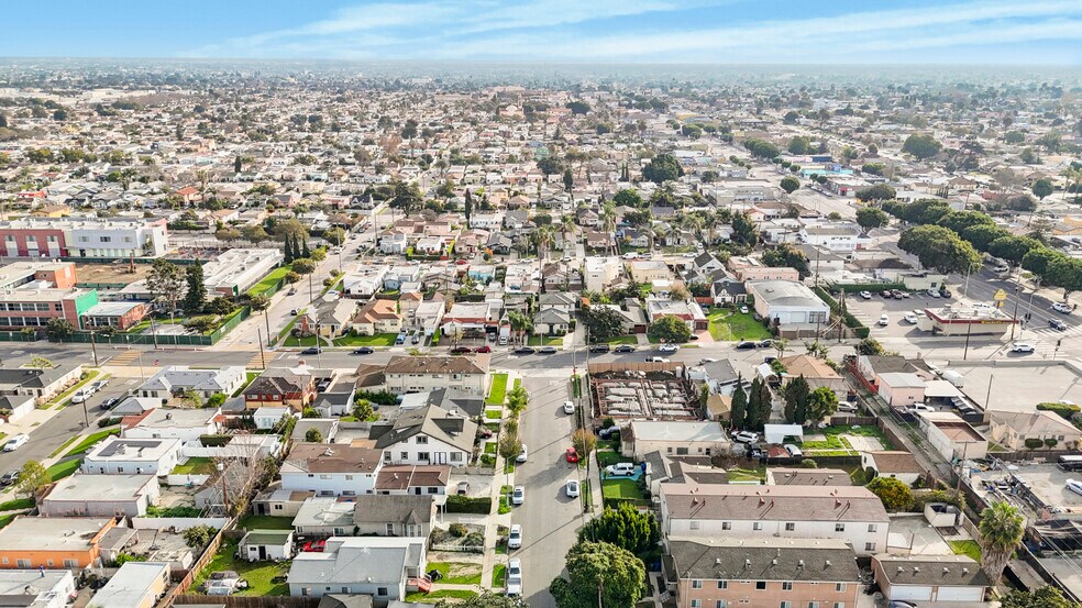 More Photos Of 3120 W 71st St, Los Angeles Apartments For Sale