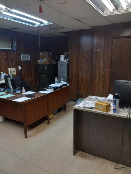 More Photos Of 203 Clifton Pl, Brooklyn Warehouse For Lease