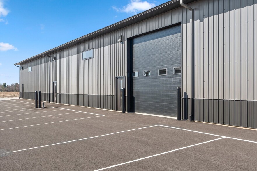 More Photos Of 280 Cr-325 E, Valparaiso Warehouse For Sale