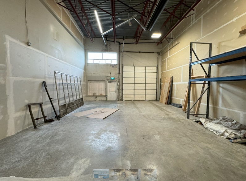 More Photos Of 13308 76th Ave, Surrey Warehouse For Sale