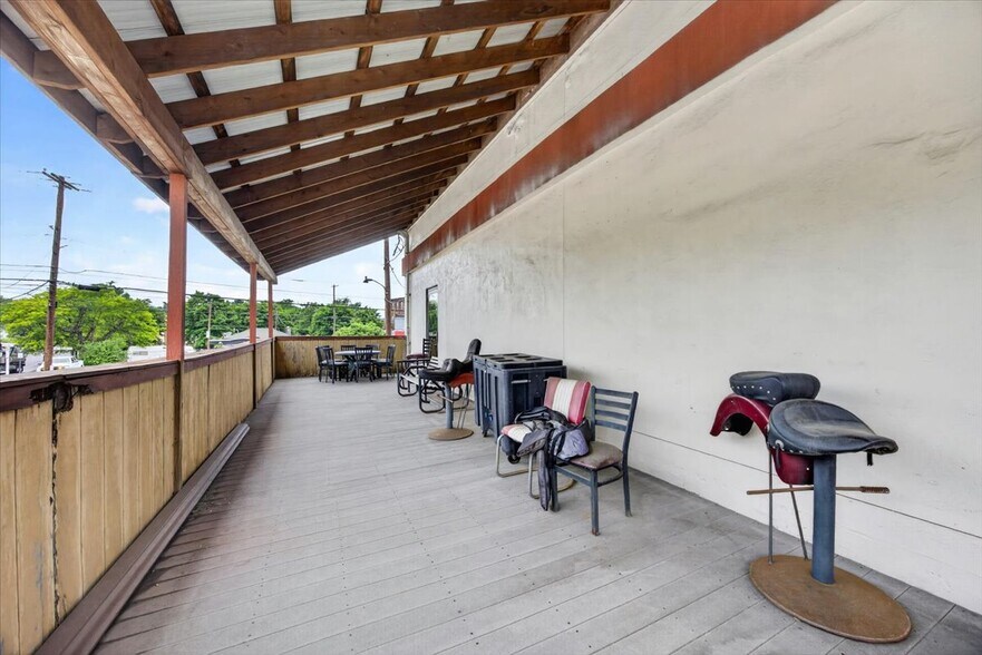 More Photos Of 650-654 S Main St, Wilkes-Barre Bar For Sale