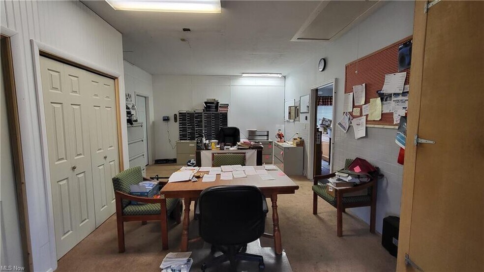 More Photos Of 1335 S Lundy Ave, Salem Self Storage For Sale