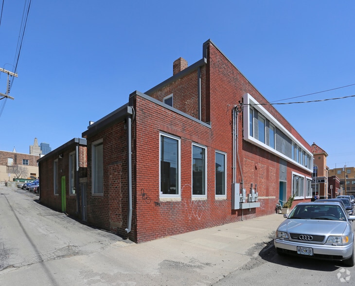 More Photos Of 1818 Wyandotte St, Kansas City Storefront Retail Office For Lease