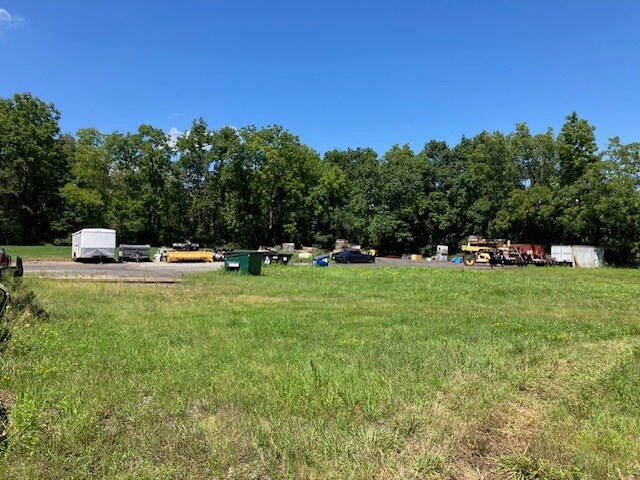 More Photos Of 78 W State Route 173, Asbury Flex For Sale
