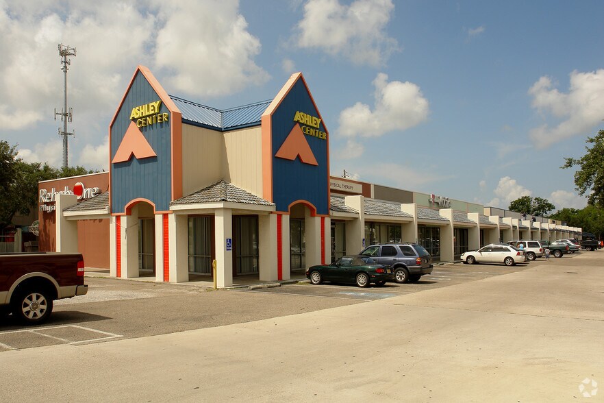 More Photos Of 4300 S Padre Island Dr, Corpus Christi Freestanding For Sale