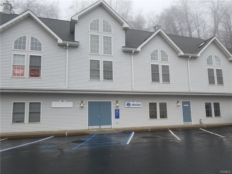 More Photos Of 530 Us-6, Mahopac Medical For Lease
