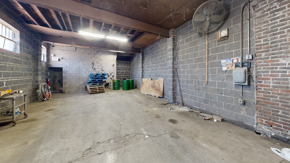 More Photos Of 3297 Tilton St, Philadelphia Light Manufacturing For Sale