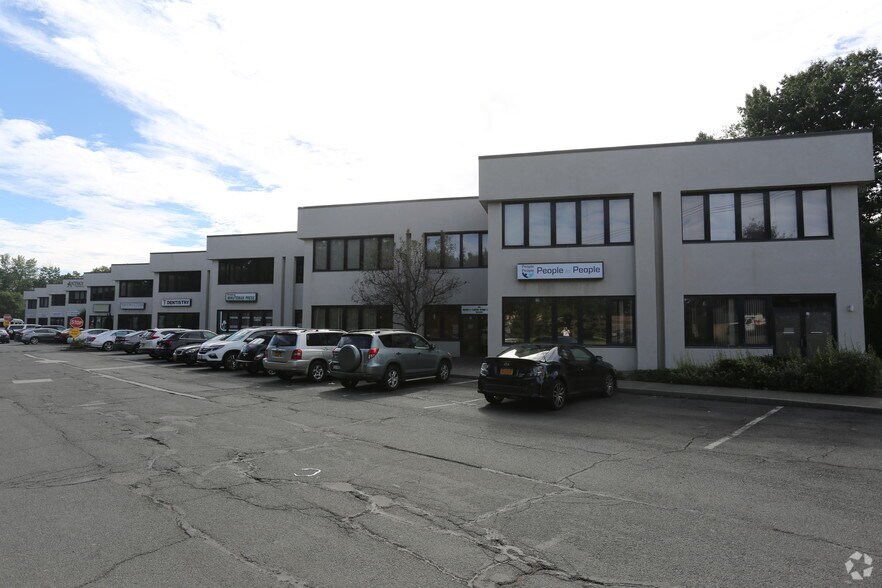 More Photos Of 121 West Nyack Rd, Nanuet Office For Lease