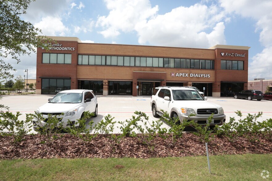 Primary Photo Of 6514 Highway 90A, Sugar Land Medical For Sale